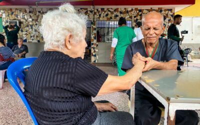 Ancianos del hogar La Mano de Dios comen “a la hora” tras la llegada del programa Cocinando Seguro de Alcaldía