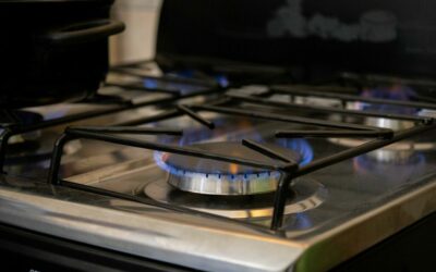 Alcaldía de Maracaibo ejecuta su programa Cocinando Seguro número 12 de 2025 en el Club de abuelos El Robledal
